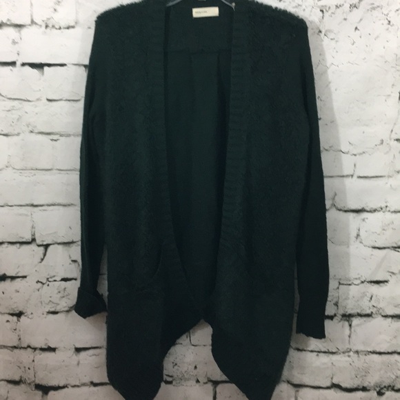 Anthropologie Sweaters - EUC Sleeping on Snow anthro cardigan